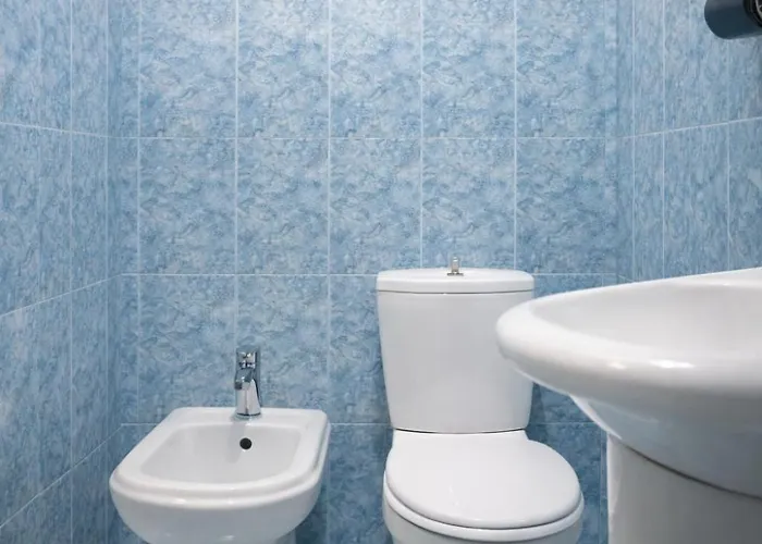 The Prism - Modern In Center Lägenhet Tirana